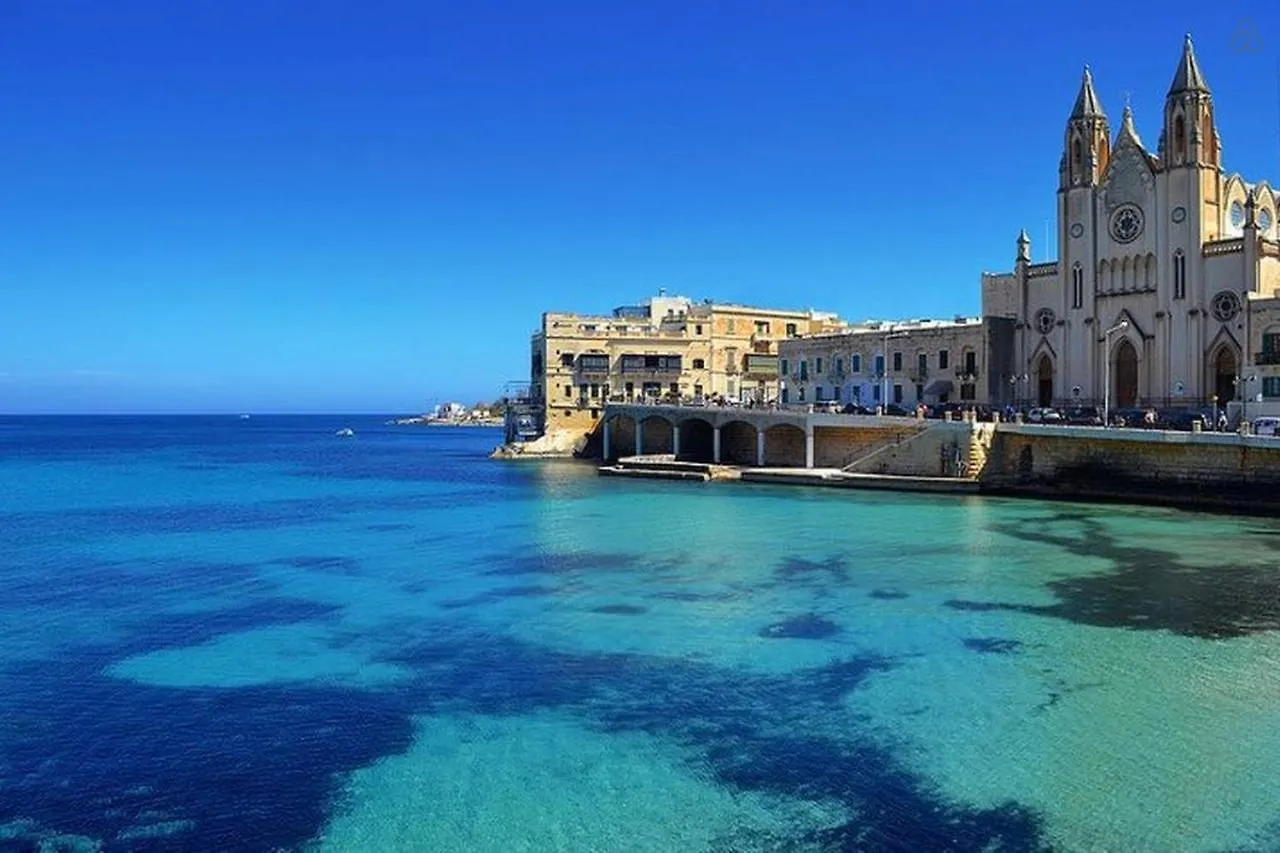 Stylish 2Br Apartment In Central St Julians Saint Julian's